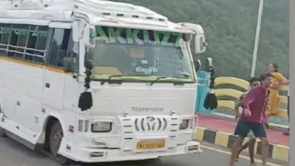  അപകടത്തിൽ മൂന്ന് വയസുകാരിക്ക് ദാരുണാന്ത്യം
