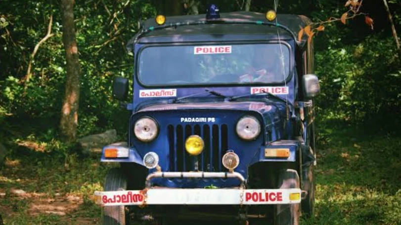 മദ്യപിച്ച് പോലീസ് വാഹനമോടിച്ച മുന്ന് പോലീസ്കാർക്ക് സസ്പെൻഷൻ