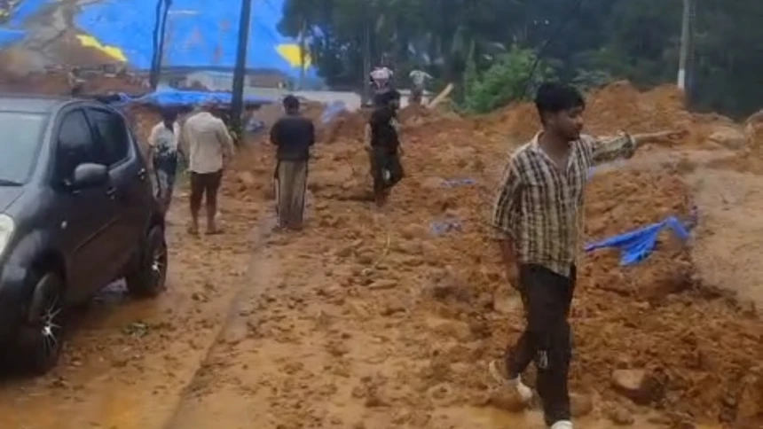  വയനാട് കള്ളാടി മണ്ണിടിച്ചിൽ മരിച്ചവർക്ക് 5 ലക്ഷം വീതം പ്രഖ്യാപിച്ച് സർക്കാർ