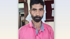 
                        ഇന്ത്യൻ നിർമ്മിത വിദേശ മദ്യവുമായി കസ്റ്റഡിയിൽ