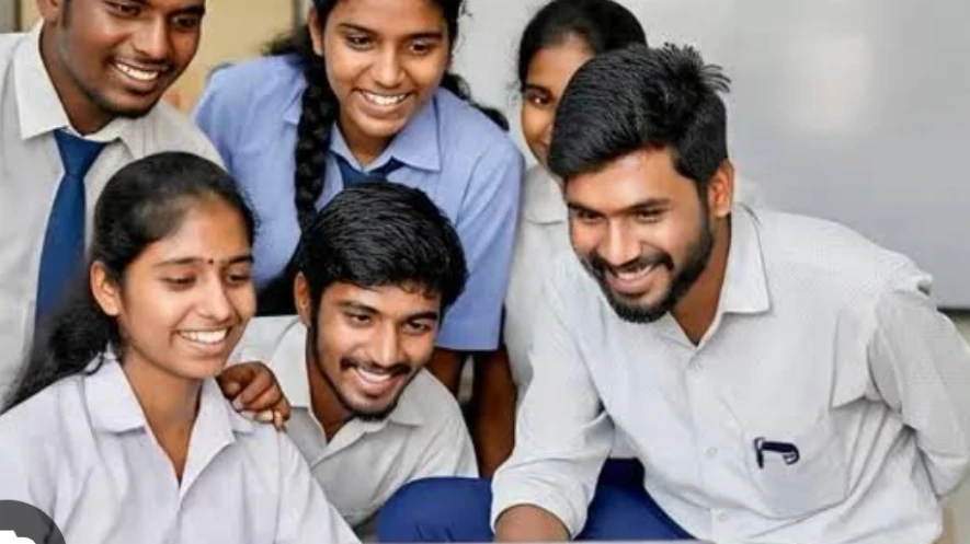  പ്ലസ് വൺ പരീക്ഷ ഫലം പ്രഖ്യാപിച്ചു.