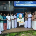 ഉമ്മൻ ചാണ്ടി ഓർമ്മ ദിനത്തിൽ പുഷ്പാർചന നടത്തി.