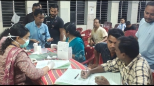 അതിഥി തൊഴിലാളികൾക്കായി രോഗ പരിശോധന ക്യാമ്പ് നടത്തി.