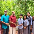 ഡോ. പി.സുരേഷിന്  ആദരവായി മറതി സ്മൃതിമരം നൽകി സ്മാർട്ട്  പാലോറ