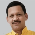 കക്കട്ടിൽ സഹകരണ ബാങ്ക് തളീക്കര ശാഖാ മാനേജർ തൂങ്ങി മരിച്ചു.