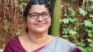 ചെറുക്കാട് സത്യപുരി ശാരദ (65) നിര്യാതയായി