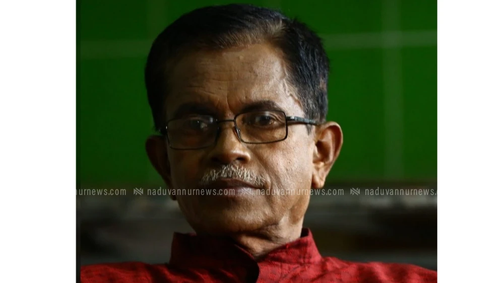  വി​ദ്യാ​ർ​ഥി​ക​ൾ​ക്കും സ്ത്രീ​ക​ൾ​ക്കു​മെ​തി​രെ അ​ശ്ലീ​ല​വും അ​ധി​ക്ഷേ​പ​ക​ര​വു​മാ​യ പ​രാ​മ​ർ​ശം, ടി.​ജി. മോ​ഹ​ൻ​ദാ​സി​നെ​തി​രെ പോ​ലീ​സ് കേ​സ്