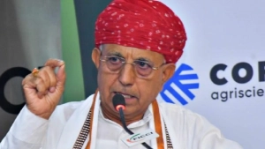 അനധികൃതമായി സബ്സിഡി അടിച്ചുമാറ്റിയ കേന്ദ്രമന്ത്രി തുക തിരിച്ചടച്ചു