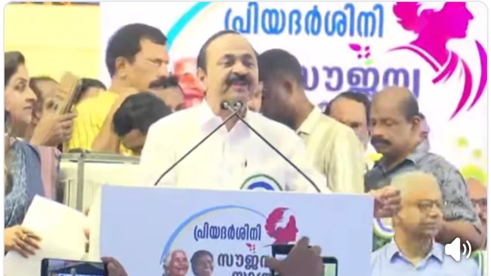  കെ.എസ് ആർ ടി സി യിൽ സൗജന്യ യാത്ര ആരംഭിച്ചു.