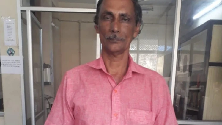  ഓട്ടോറിക്ഷ മറിഞ്ഞ് ഡ്രൈവർ മരിച്ചു.