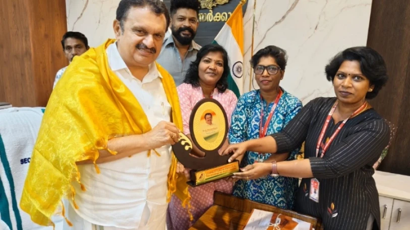  ജെ എം എ ഭാരവാഹികൾ ആരോഗ്യ മന്ത്രിയെ  സന്ദർശിച്ചു.