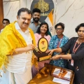 ജെ എം എ ഭാരവാഹികൾ ആരോഗ്യ മന്ത്രിയെ  സന്ദർശിച്ചു.