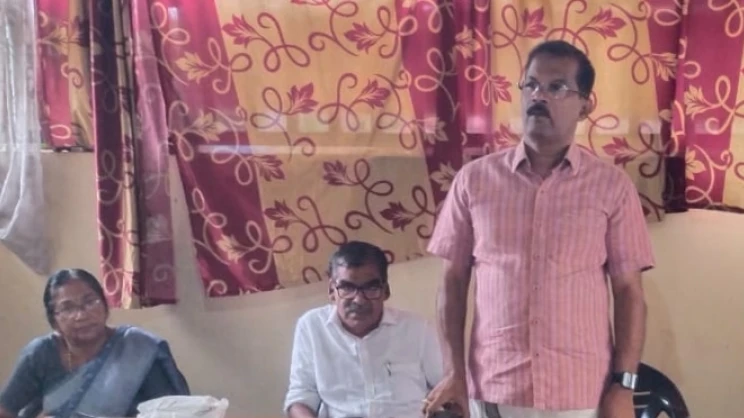  പി എൻ പണിക്കർ അനുസ്മരണം നടത്തി