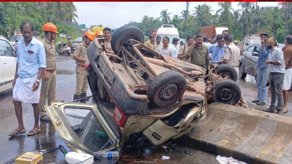  ദേശീയ പാതയിൽ മൂരാട് പാലത്തിന് സമീപം കാർ അപകടത്തിൽ ഒരാൾ മരിച്ചു.