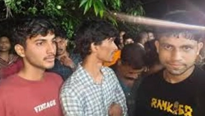
                        വിലങ്ങാട് വനമേഖലയിൽ കുടുങ്ങിയവരെ രക്ഷിച്ചു.
