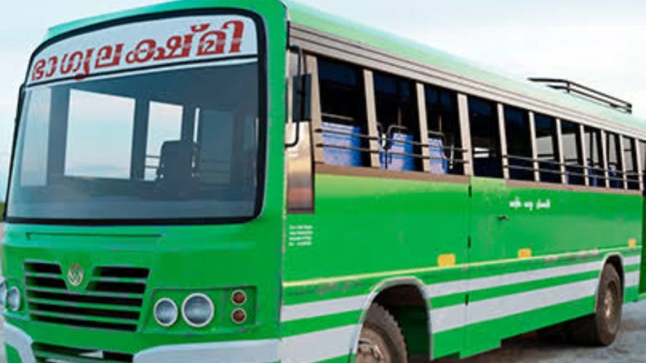  കോഴിക്കോട് ജില്ലയിലും സ്വകാര്യ ബസുകൾ സർവീസ് നിർത്തുന്നു.