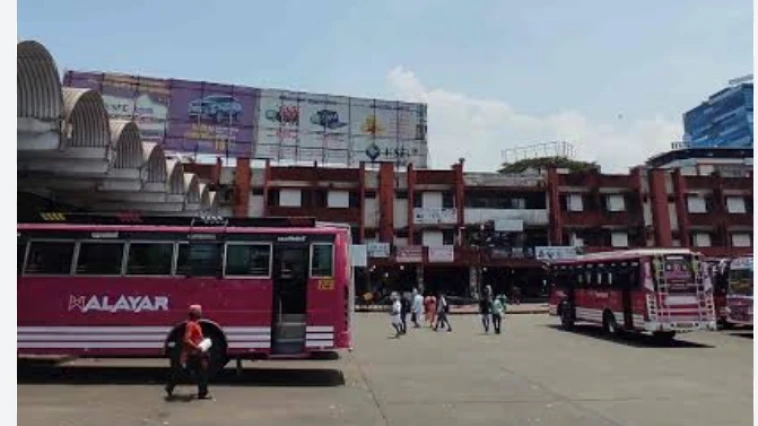  സ്വകാര്യ ബസുകളിൽ തൊഴിലാളികൾ പ്രതിസന്ധിയിൽ.