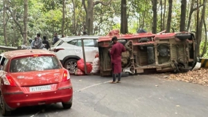 താമരശ്ശേരി ചുരത്തിൽ കാറും പിക്കപ്പും കൂട്ടിയിടിച്ച് കൊയിലാണ്ടി സ്വദേശി മരിച്ചു