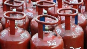നിങ്ങള്‍ക്ക് 14.2 കിലോ ഗ്യാസ് സിലിണ്ടറാണോ കിട്ടുന്നത്; അടുത്ത തവണ അത്രയും കിട്ടിയേക്കില്ല