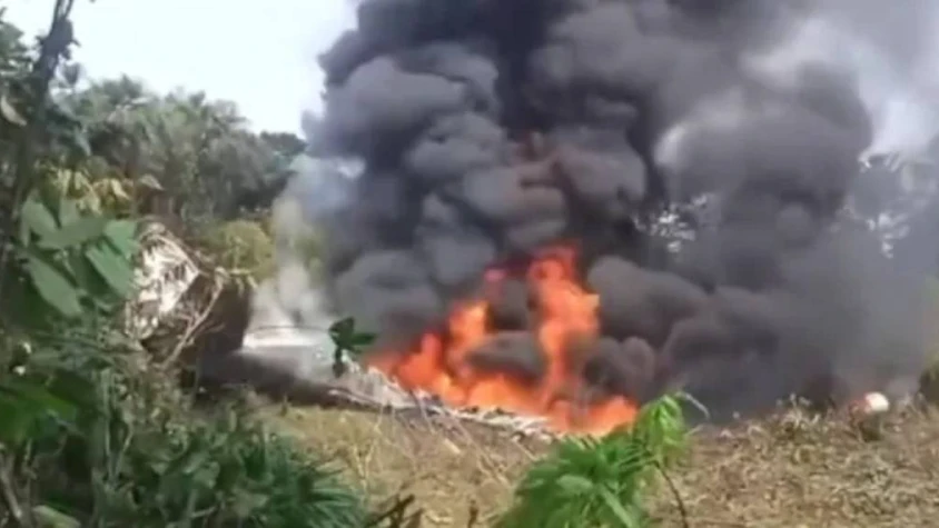  കൊളംബിയയില്‍ സൈനിക വിമാനം തകര്‍ന്ന് വീണു; 80 പേര്‍ മരിച്ചതായി റിപ്പോര്‍ട്ട്