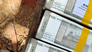 പേരാമ്പ്രയിൽ രേഖകളില്ലാതെ കടത്തിയ 2.70 ലക്ഷം പിടികൂടി