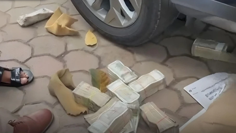  ബത്തേരിയിൽ കുഴൽപ്പണ വേട്ട: രണ്ട് പേർ പിടിയിൽ