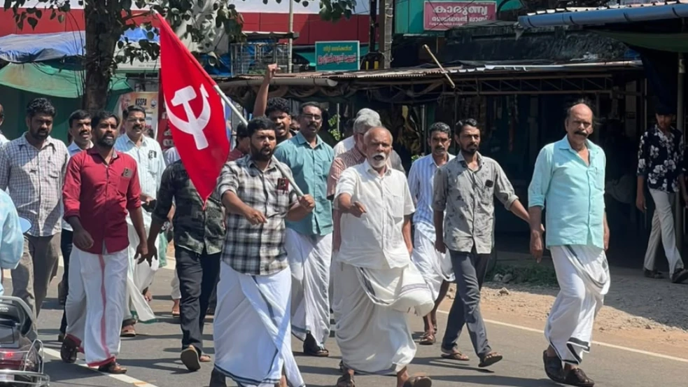 എസ്എഫ്ഐക്കാരെ മർദ്ദിച്ചതിൽ നടുവണ്ണൂരിൽ പ്രതിഷേധം
