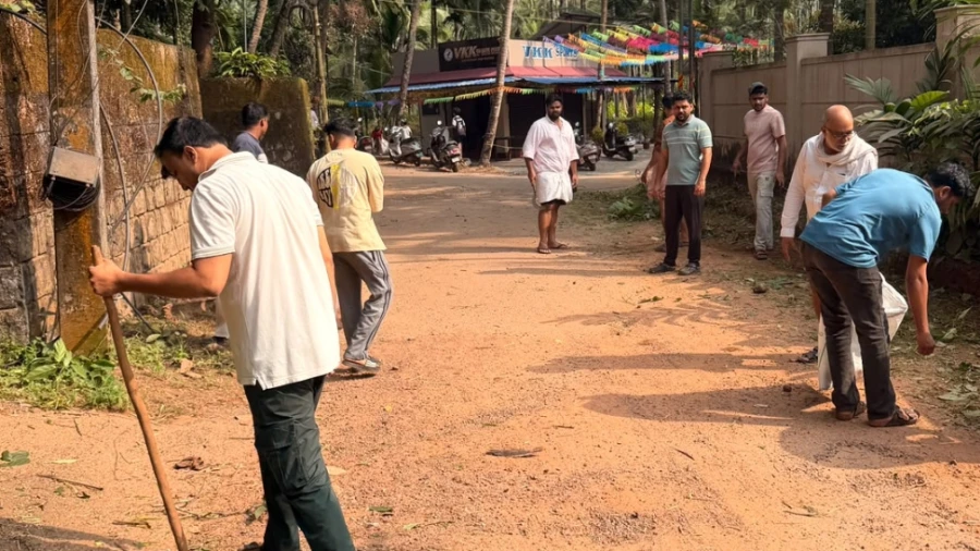  വി.കെ.കെ. സ്പോർട്സ് ക്ലബ്ബിന്റെ നേതൃത്വത്തിൽ ശുചീകരണ പ്രവർത്തനം നടത്തി