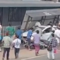 പൂനൂരിൽ കാറപകടം: കട്ടിപ്പാറ സ്വദേശിനിക്ക് പരിക്കേറ്റു.