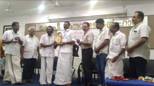 ആർ.കെ. രവിവർമ   അനുസ്മരണവും  പുരസ്‌കാര സമർപ്പണവും സംഘടിപ്പിച്ചു