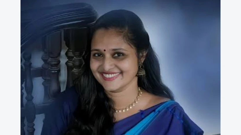  മോട്ടിവേഷണൽ സ്പീക്കർ നിഷ റാഫേലിനെതിരെ ഫോക്സോ കേനെടുത്തു.