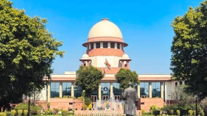 തിരഞ്ഞെടുപ്പ് കമ്മീഷണർ ഗ്യാനേഷ് കുമാറിനും കേന്ദ്ര സർക്കാരിനും സുപ്രീംകോടതി നോട്ടീസ് അയച്ചു 