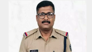 പോലീസ് ഉദ്യോഗസ്ഥൻ കുഴഞ്ഞു വീണു മരിച്ചു