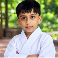 ഗുണ്ടൽപേട്ടിന് സമീപം കാർ മരത്തിലിടിച്ച് ഒമ്പതുവയസ്സുകാരൻ മരിച്ചു