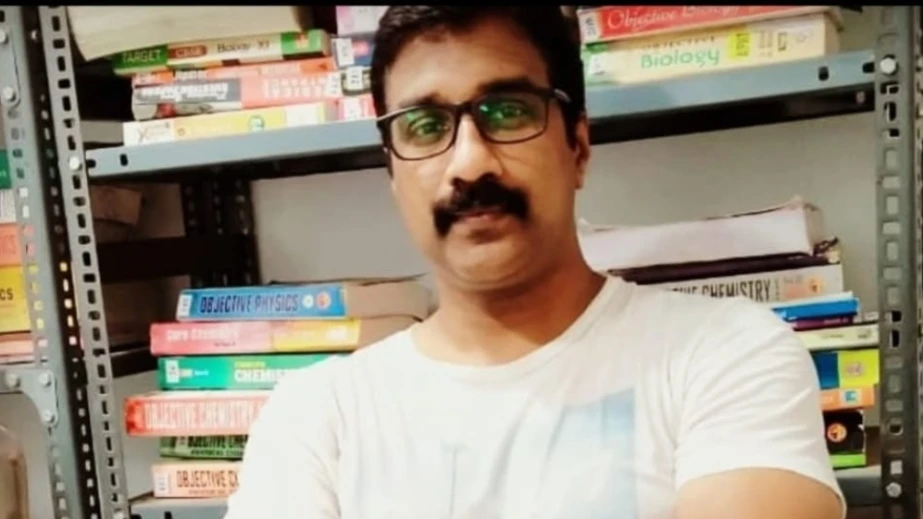  അധ്യാപകൻ ഗോവയിൽ ഹൃദയാഘാതം മൂലം മരിച്ചു