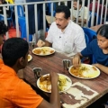 കുട്ടി കായിക താരങ്ങൾക്കൊപ്പം ഭക്ഷണം കഴിച്ച് വിദ്യാഭ്യാസ മന്ത്രി അഡ്വ. എൻ ഷംസുദ്ദീൻ .