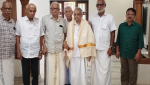 മുതിർന്ന അധ്യാപകൻ ചന്തുമക്കണ്ടി അമ്മത് മാസ്റ്ററെ ആദരിച്ചു