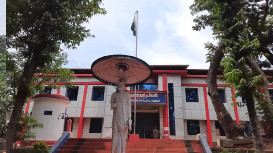  ജയിൽ ഭക്ഷണത്തിൽ നിന്ന് ആട്ടിറച്ചിയും മീനും ഒഴിവാക്കാൻ നീക്കം