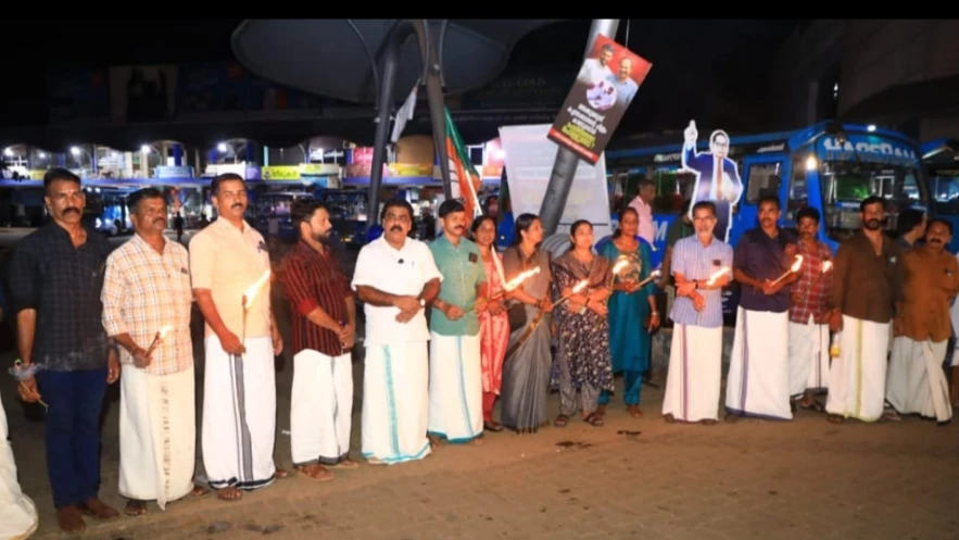 പവർക്കട്ട് സംസ്ഥാനത്ത് ജനജീവിതം ദുസ്സഹമായി.