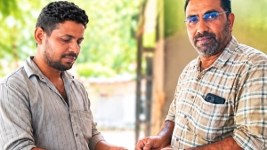 കളഞ്ഞുകിട്ടിയ പണം ഉടമയ്ക്ക് തിരികെ നൽകി സത്യസന്ധതയുടെ മാതൃകയായി യുവാവ്.