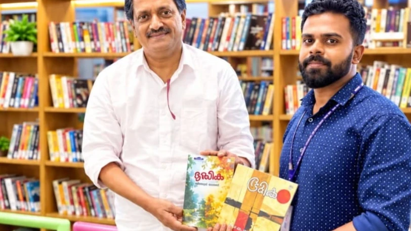  കോഴിക്കോട് സെൻട്രൽ ലൈബ്രറിക്ക് പുസ്തകങ്ങൾ നല്കി.