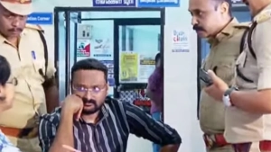 വിദേശമദ്യ കേസ് ആന്റോ അഗസ്റ്റിനെ കസ്റ്റഡിയിൽ വിട്ടു