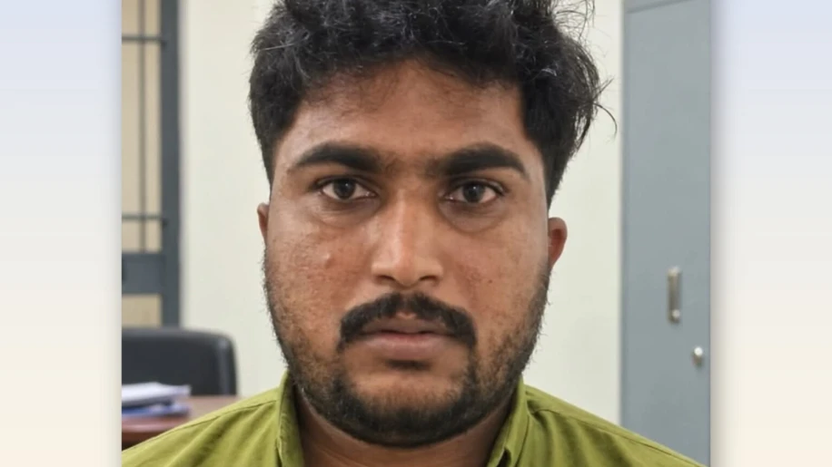  ഗൂഗിൾ പേ തട്ടിപ്പ് നടത്തി ജ്വല്ലറിയിൽ നിന്ന് സ്വർണ ബ്രേസ് ലെറ്റുമായി മുങ്ങിയ പ്രതി പിടിയിൽ