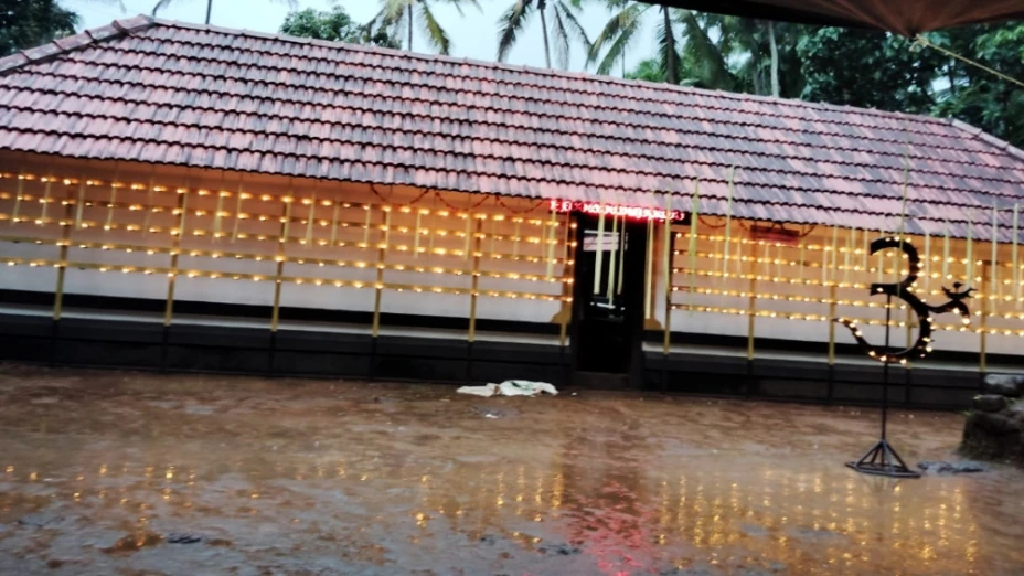  മുണ്ടോത്ത് ശ്രീ കൃഷ്ണ ക്ഷേത്രത്തിൽ ഏകാദശി താലപ്പൊലിമഹോത്സവം