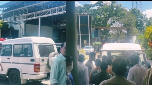 കെട്ടിട നിർമ്മാണ തൊഴിലാളി വൈദ്യുതി ഷോക്കേറ്റ് താഴെ വീണ് അപകടം